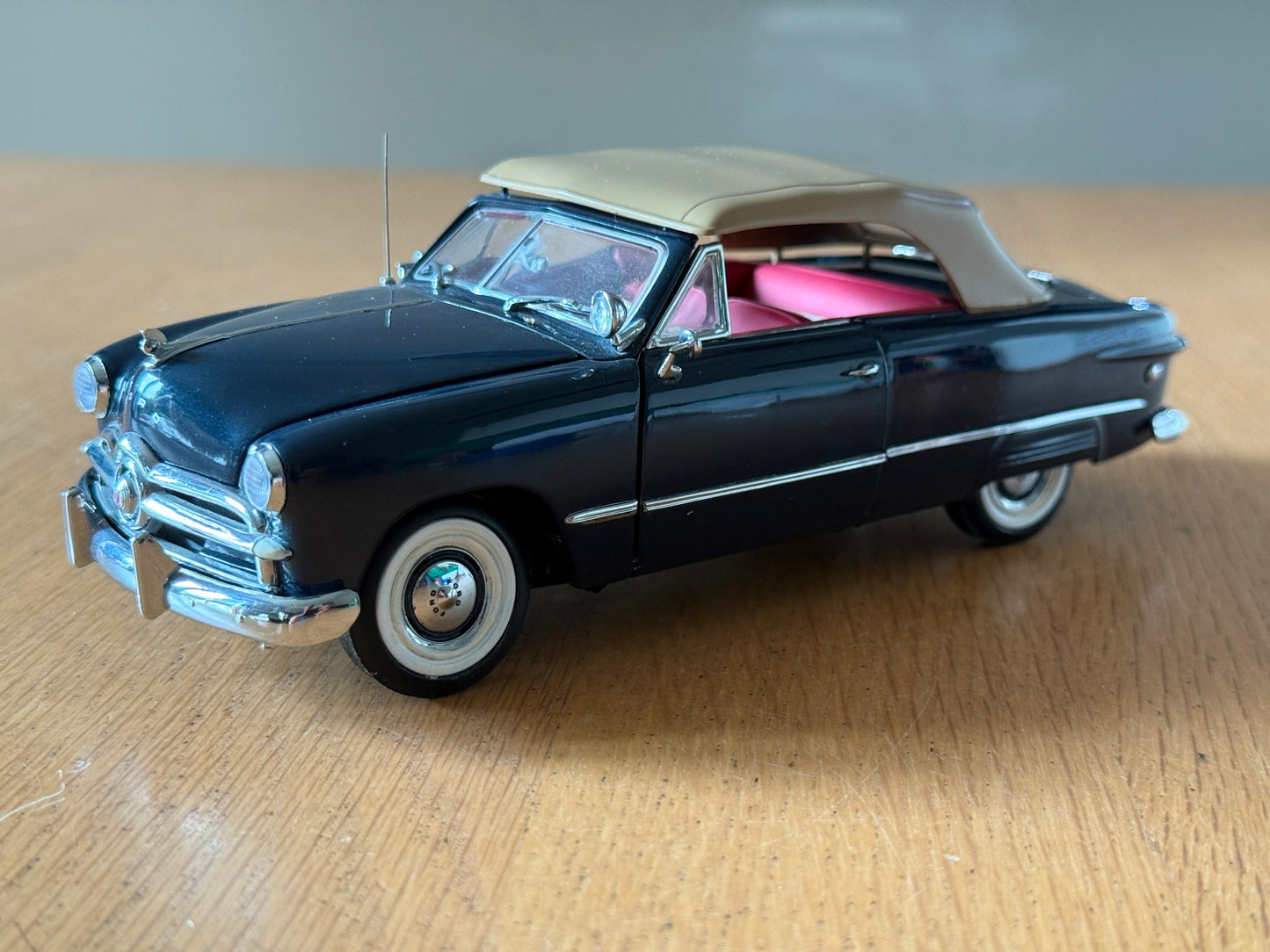 Franklin Mint: 1949 Ford Mercury Club Convertible