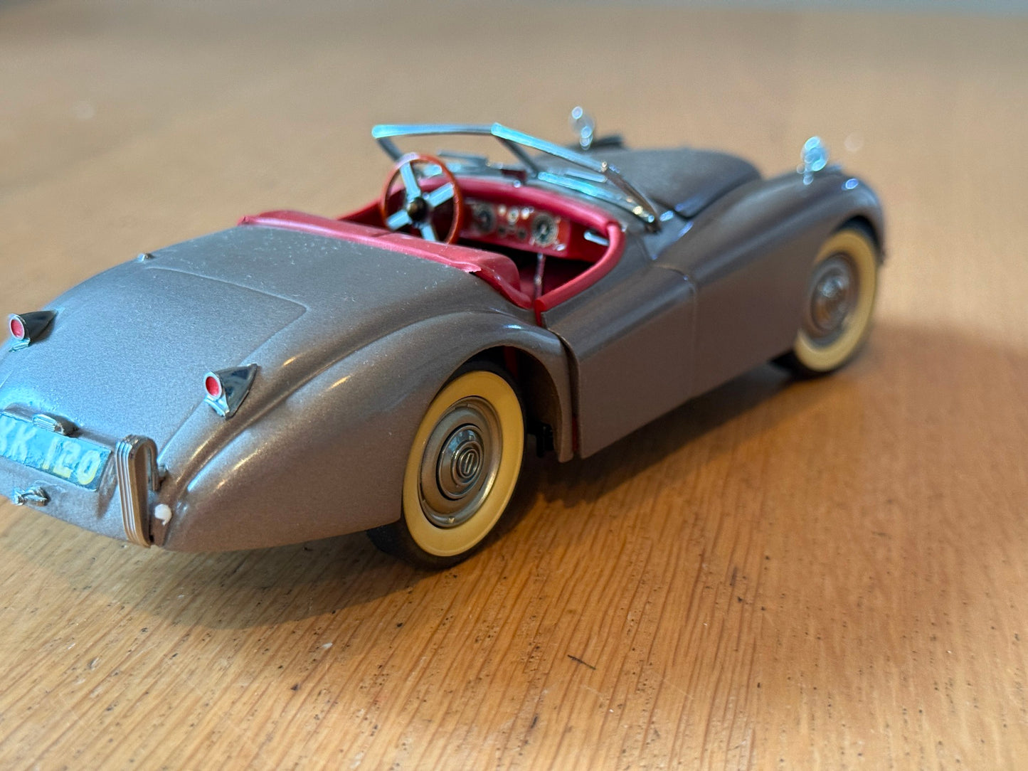 Franklin Mint: 1:24 1949 Jaguar XK120