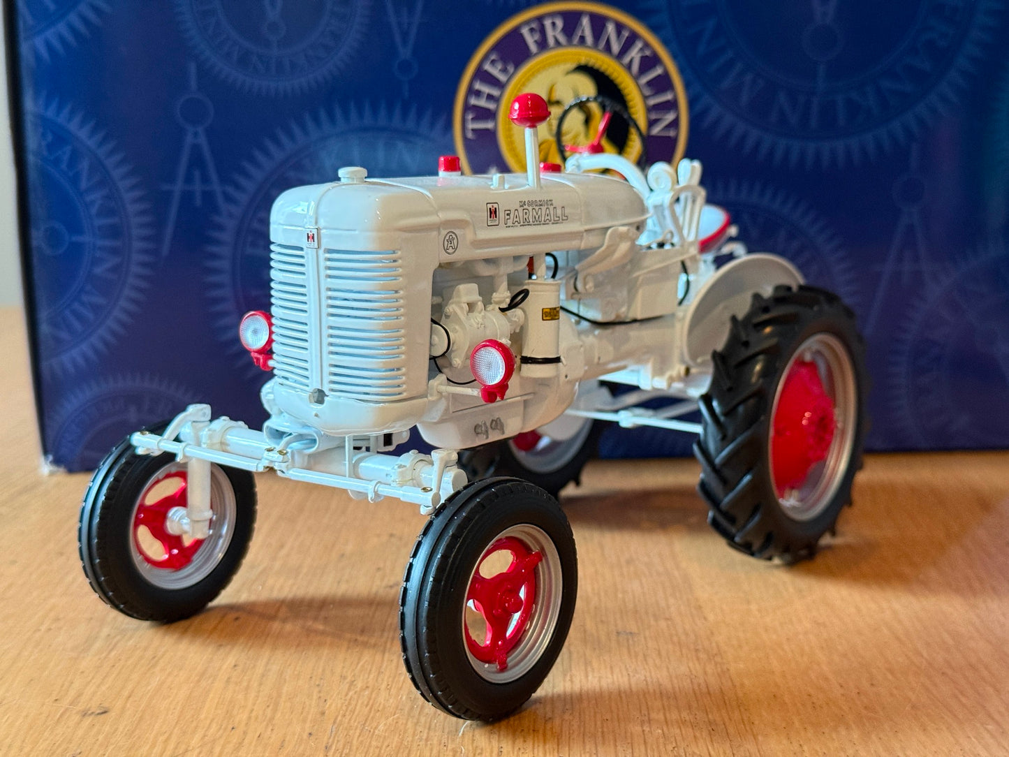 Franklin Mint: Farmall Model A Farm Tractor. Rare White Model. MIB.