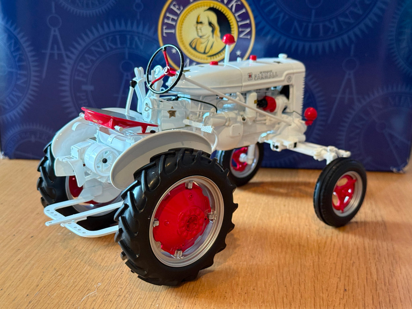 Franklin Mint: Farmall Model A Farm Tractor. Rare White Model. MIB.