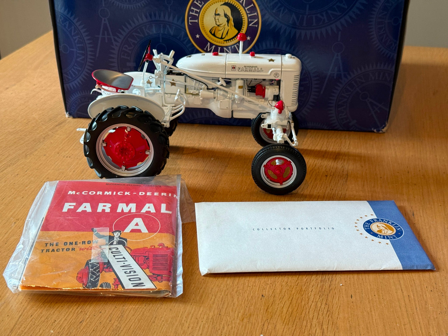 Franklin Mint: Farmall Model A Farm Tractor. Rare White Model. MIB.