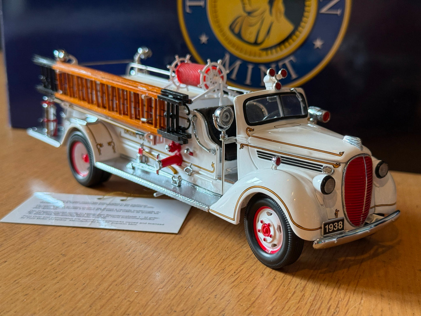Franklin Mint: 1938 Ford Fire Engine