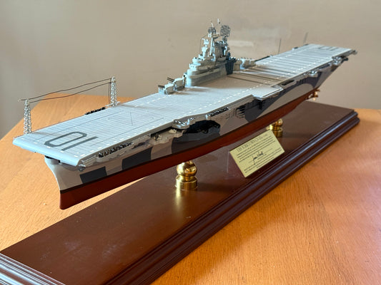 Franklin Mint: 1:350 USS Yorktown CV-10 Aircraft Carrier