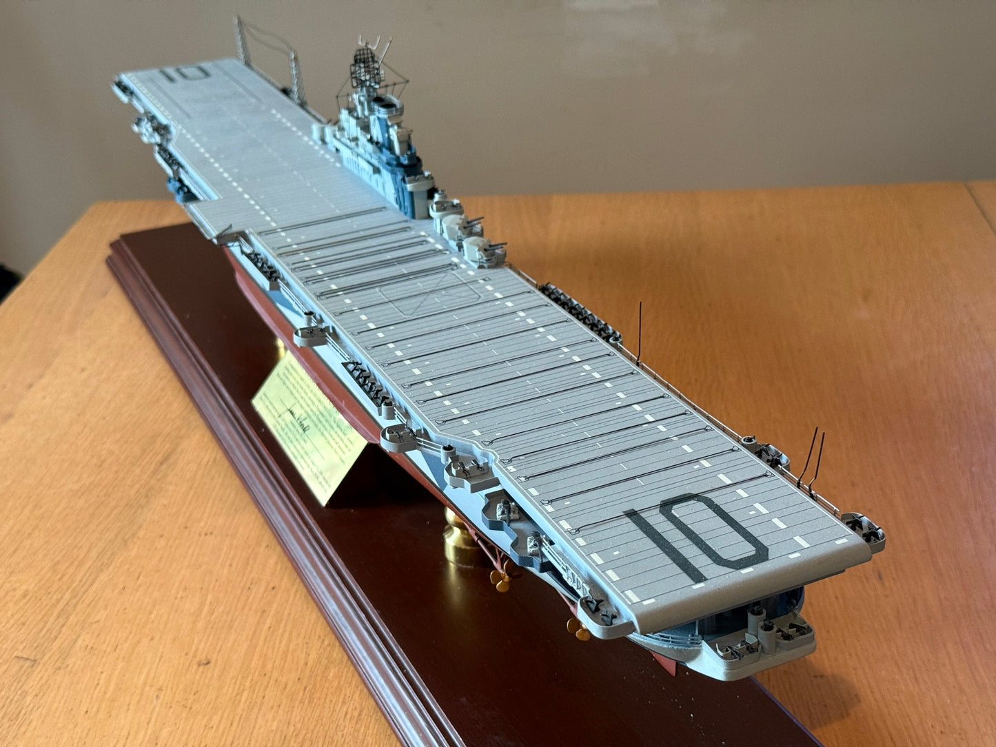 Franklin Mint: 1:350 USS Yorktown CV-10 Aircraft Carrier