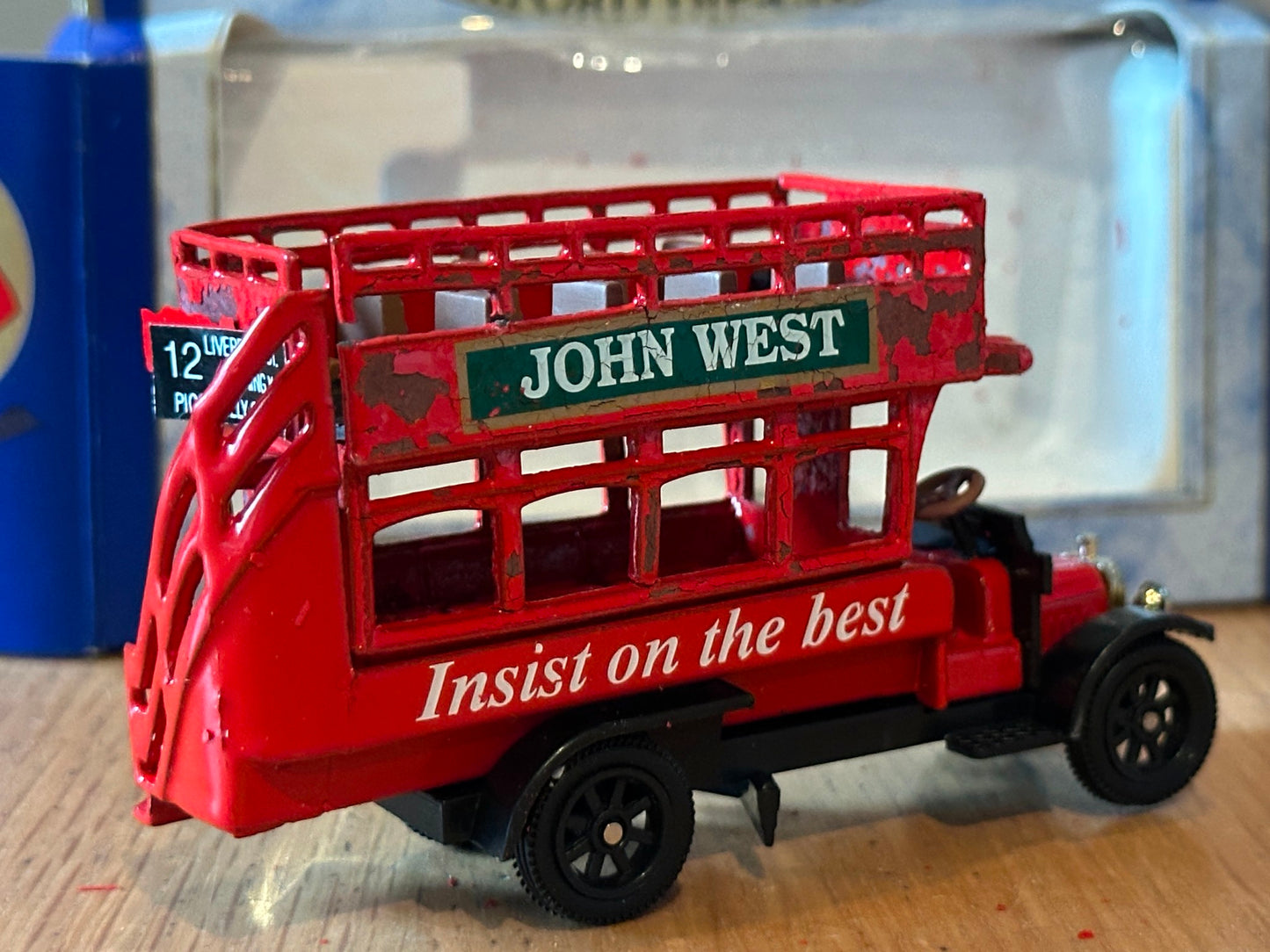 Oxford Diecast 1:76 OO Gauge AEC Bus. John West.