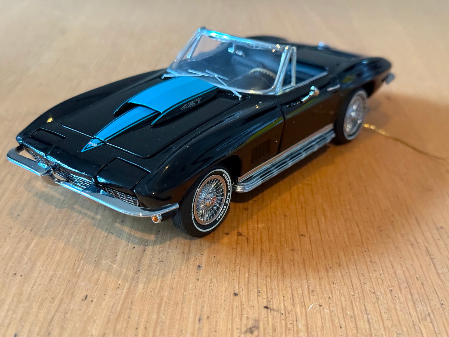 Franklin Mint: 1:24 1967 Corvette Stingray