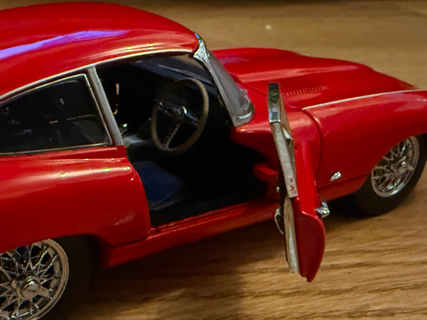 Franklin Mint: 1:24 Jaguar E-Type Coupe