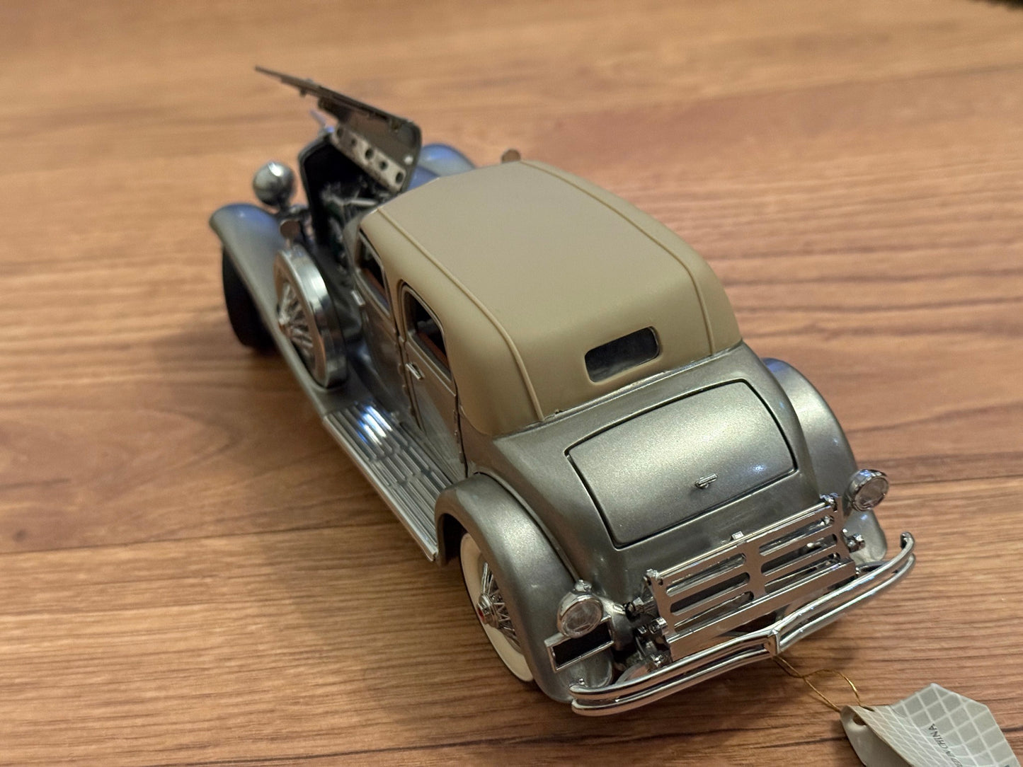 Franklin Mint: 1:24 1933 Duesenberg SJ 'Twenty Grand'