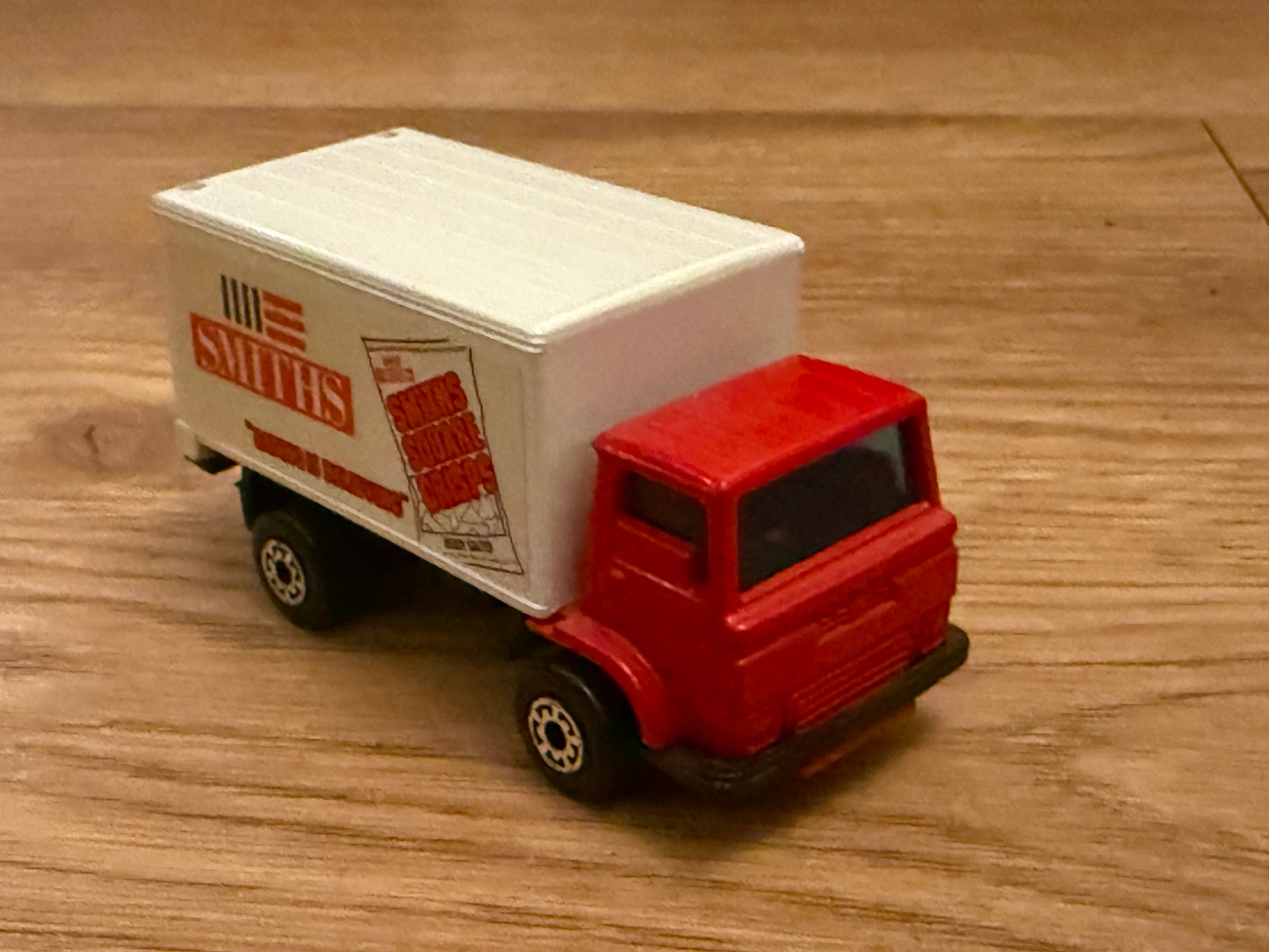 Matchbox Diecast - Dodge Box Van - Smith's Crisps