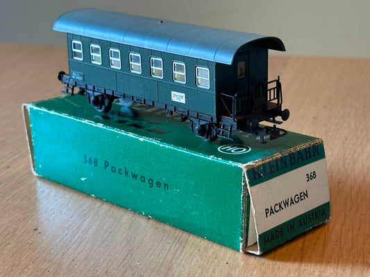 Kleinbahn HO Scale - Passenger Coach (Incorrect Box)