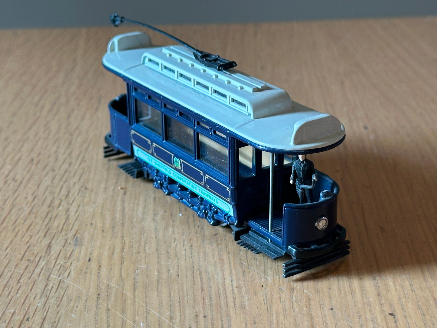Corgi Tramlines OO Gauge 1:76 C990/2 Sheffield Corporation