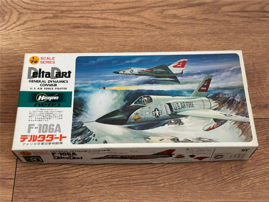 Hasegawa Model Aircraft Kit - 1:72 General Dynamics Corvair Delta Dart F106-A