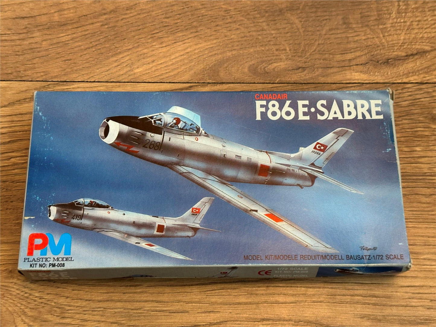PM Model Aircraft Kit  - 1:72 F86E Sabre