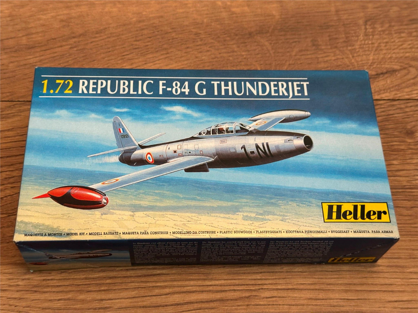 Heller Model Kit - 1:72 Republic F-84 G Thunderjet Plane