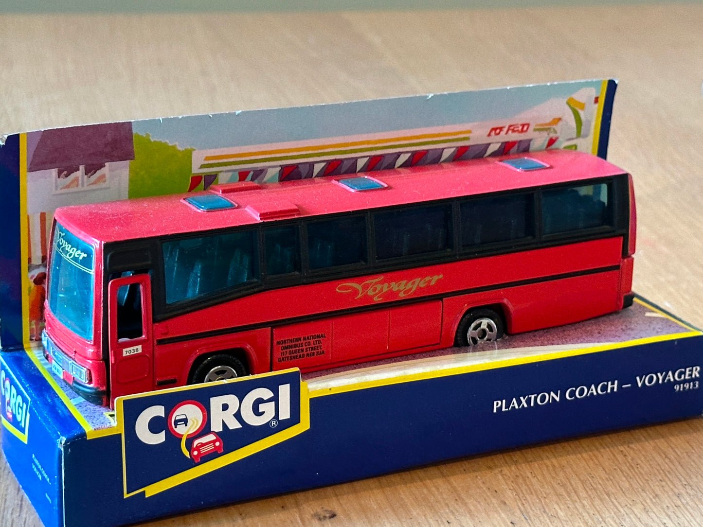 Corgi Promotional Model - 1:50 Plaxton Paramount Coach - Voyager