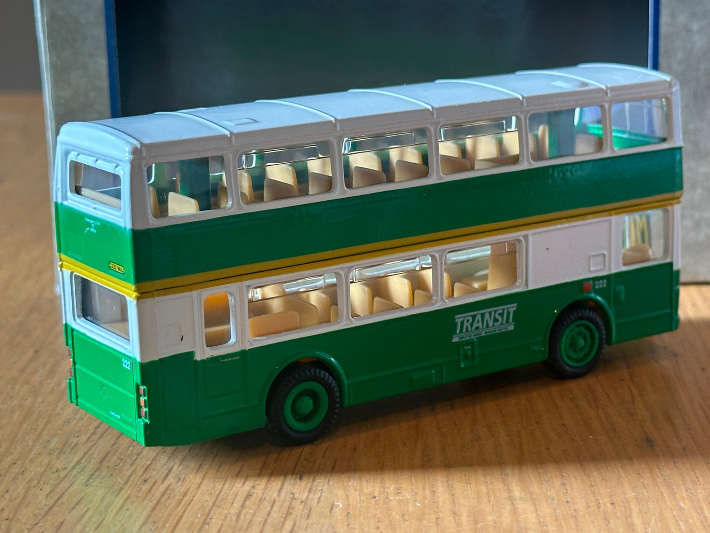 Corgi Sunbeam 97802 - 1:76 97802 MCW Metrobus 'Cleveland Transit' - Route 222