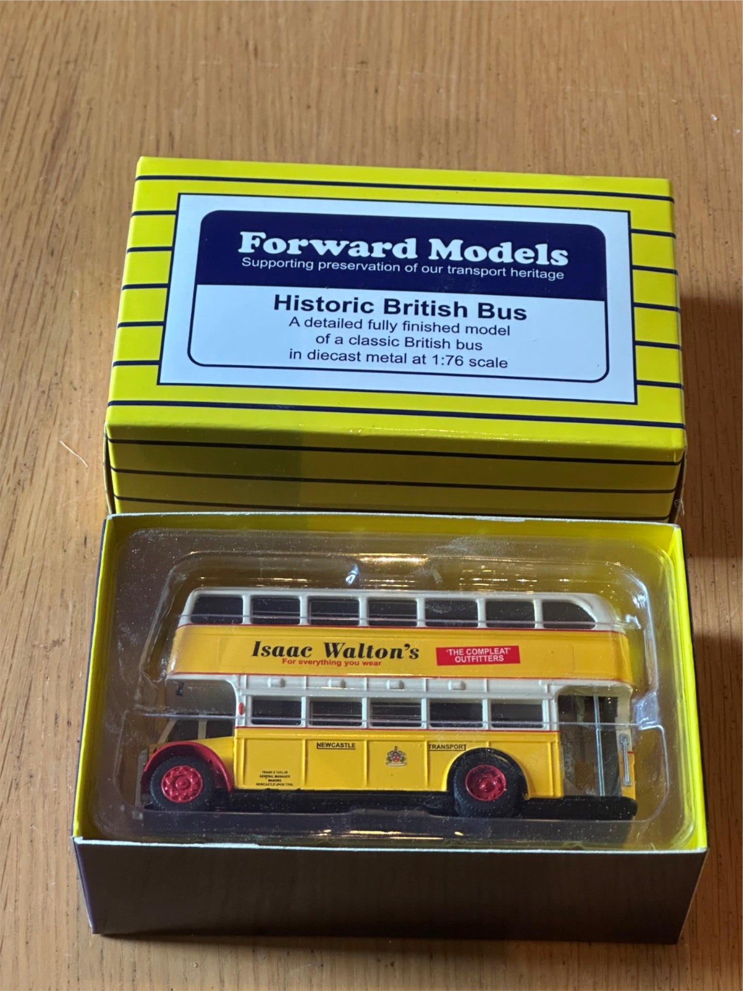 Forward Models EDN12 - Daimler Birmingham Standard Bus Newcastle Walker Route 2