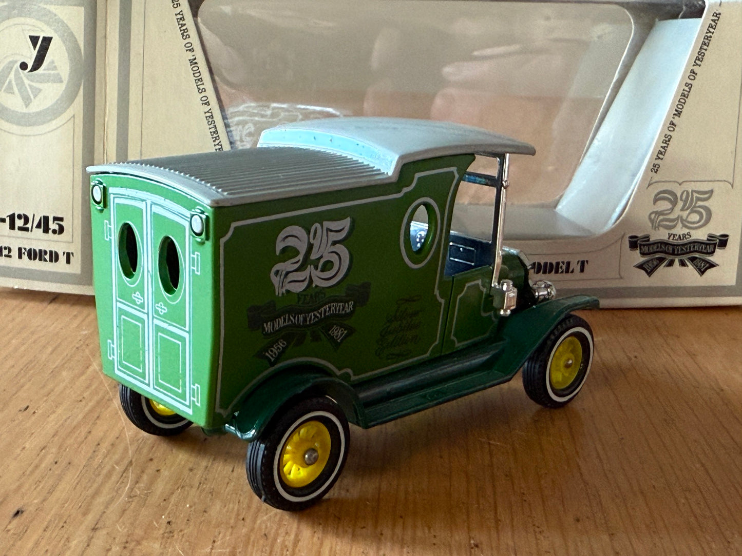 Original Matchbox Models of Yesteryear Y-12 - 1912 Ford Model T - 25 Years