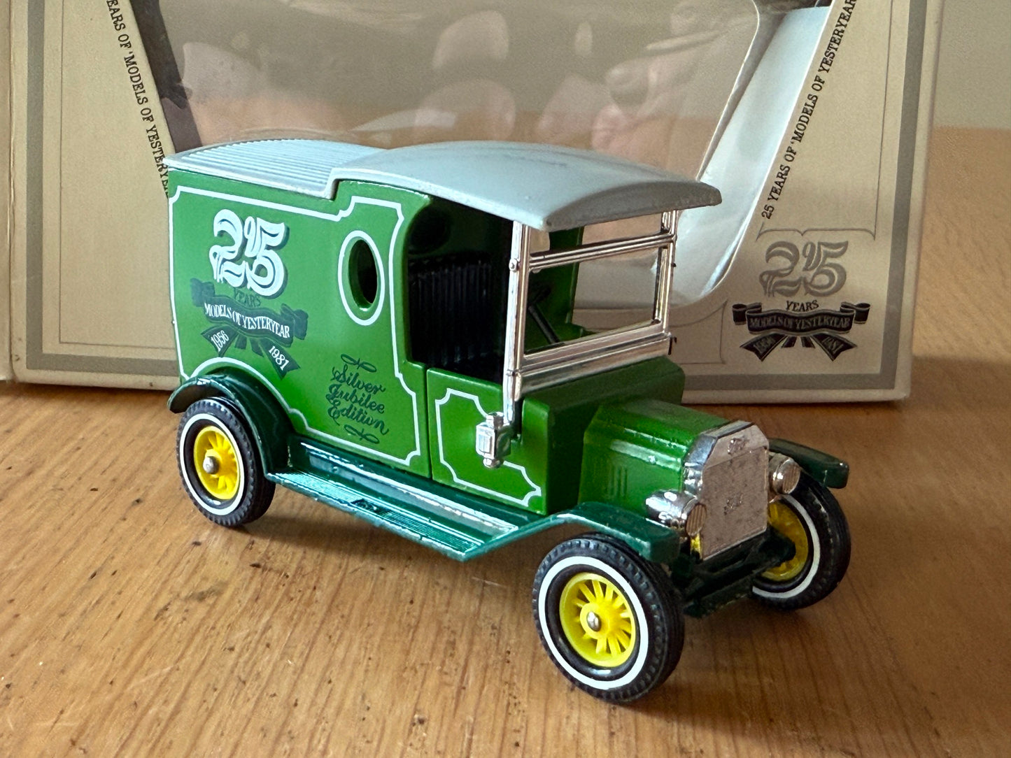 Original Matchbox Models of Yesteryear Y-12 - 1912 Ford Model T - 25 Years