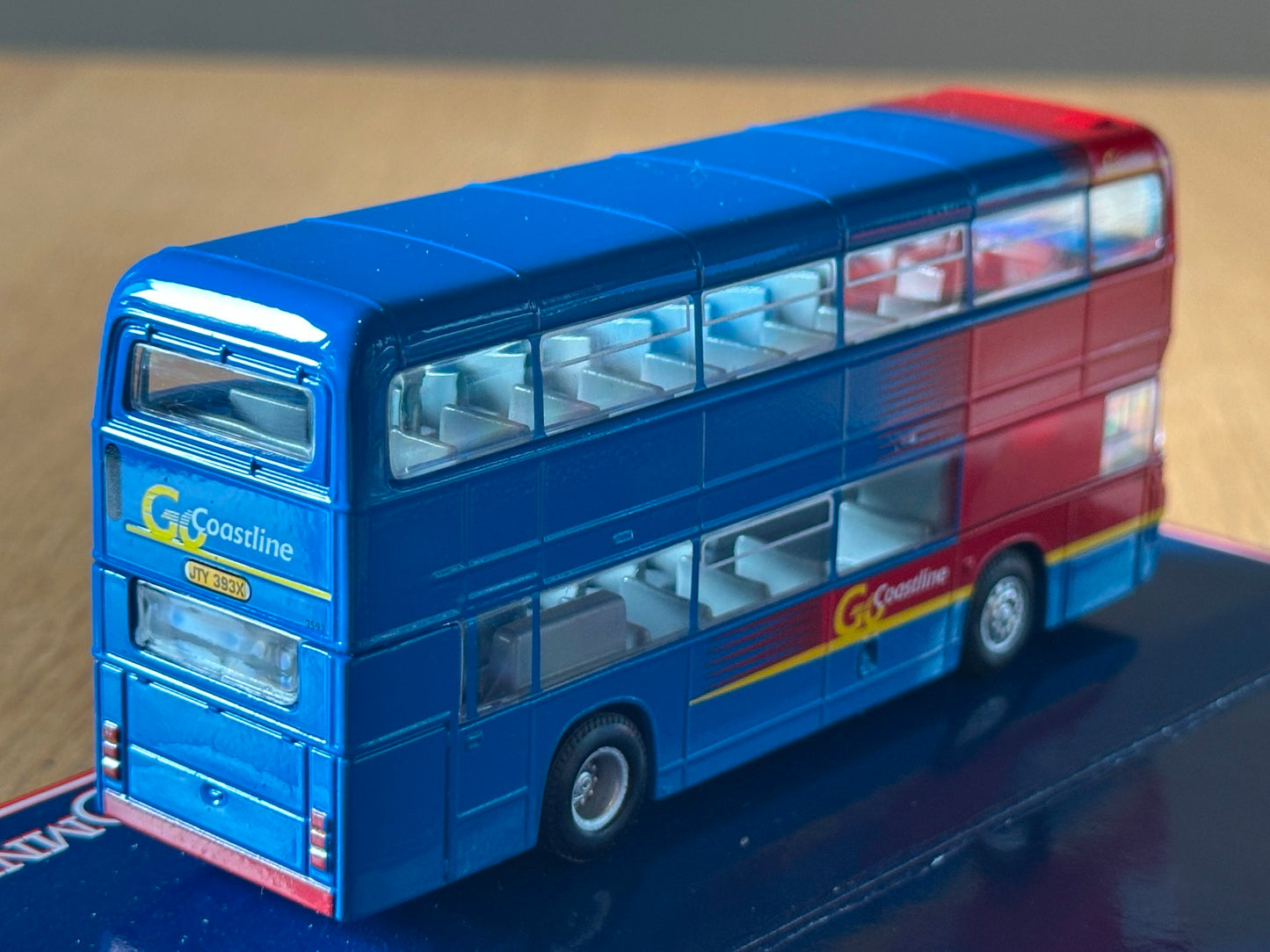 Corgi Sunbeam 43609 - 1:76 Pallatine Bus II Go North East Coastline
