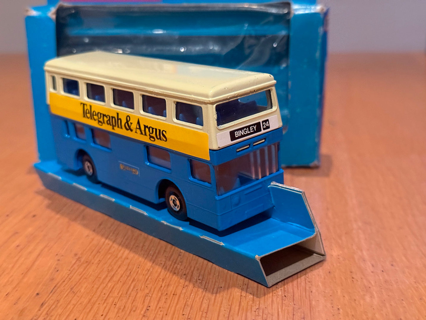 Matchbox Diecast Superkings K15 Bus - Bradford - Telegraph & Argus