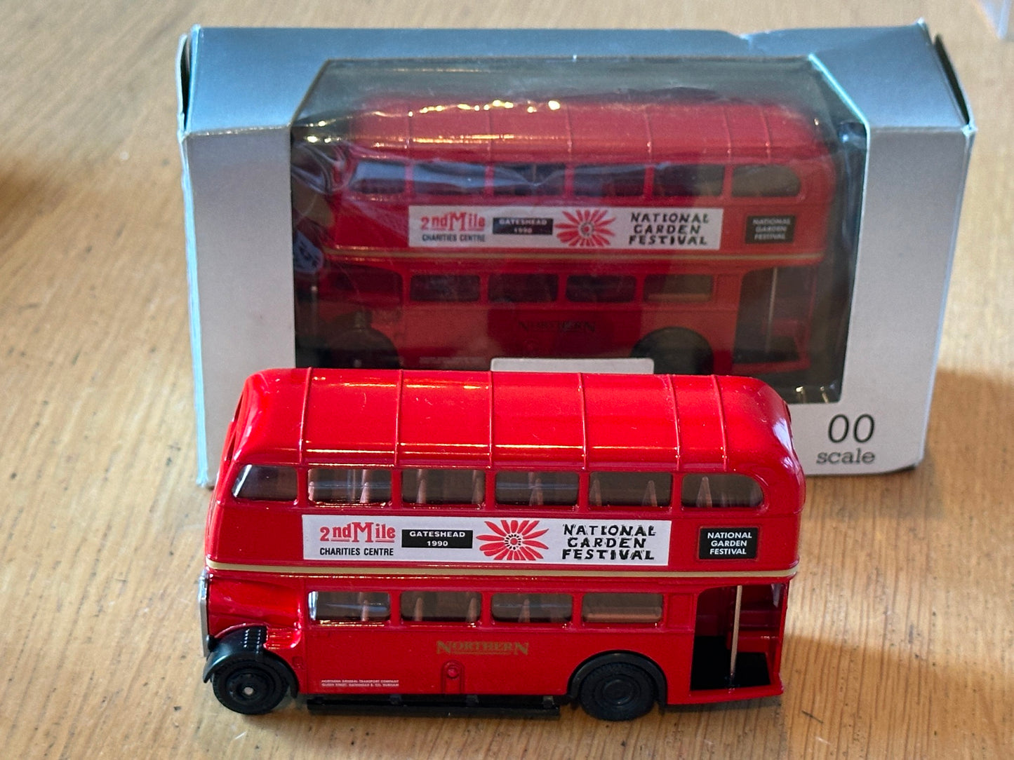 EFE E10904- 1:76 AEC Regent Bus - National Garden Festival Gateshead 1990