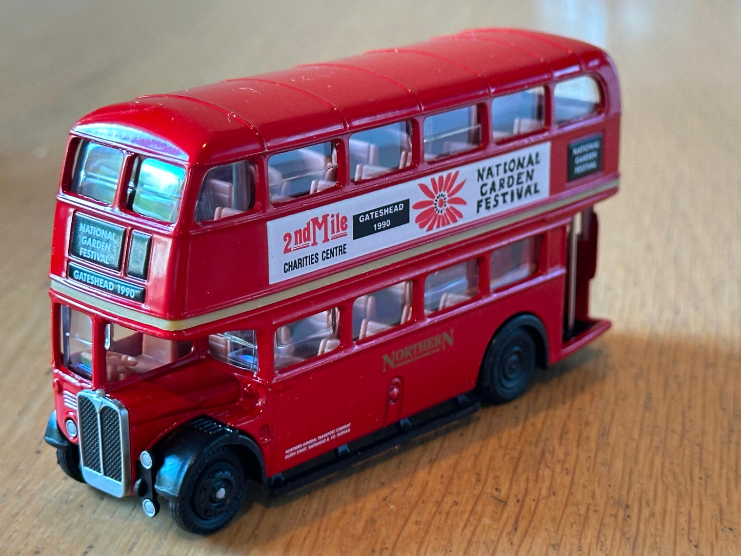 EFE E10904- 1:76 AEC Regent Bus - National Garden Festival Gateshead 1990