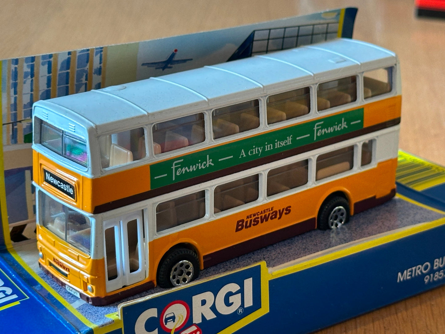 Corgi 91857 - 1:64 MCW Metrobus - Newcastle Busways / Fenwick