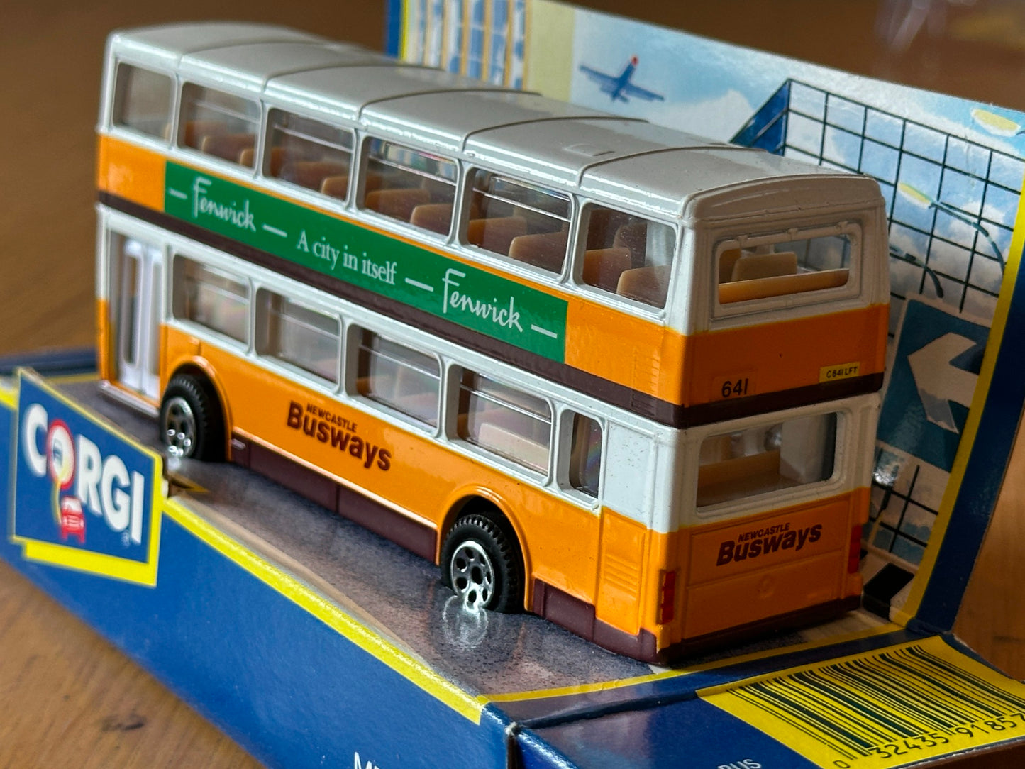 Corgi 91857 - 1:64 MCW Metrobus - Newcastle Busways / Fenwick