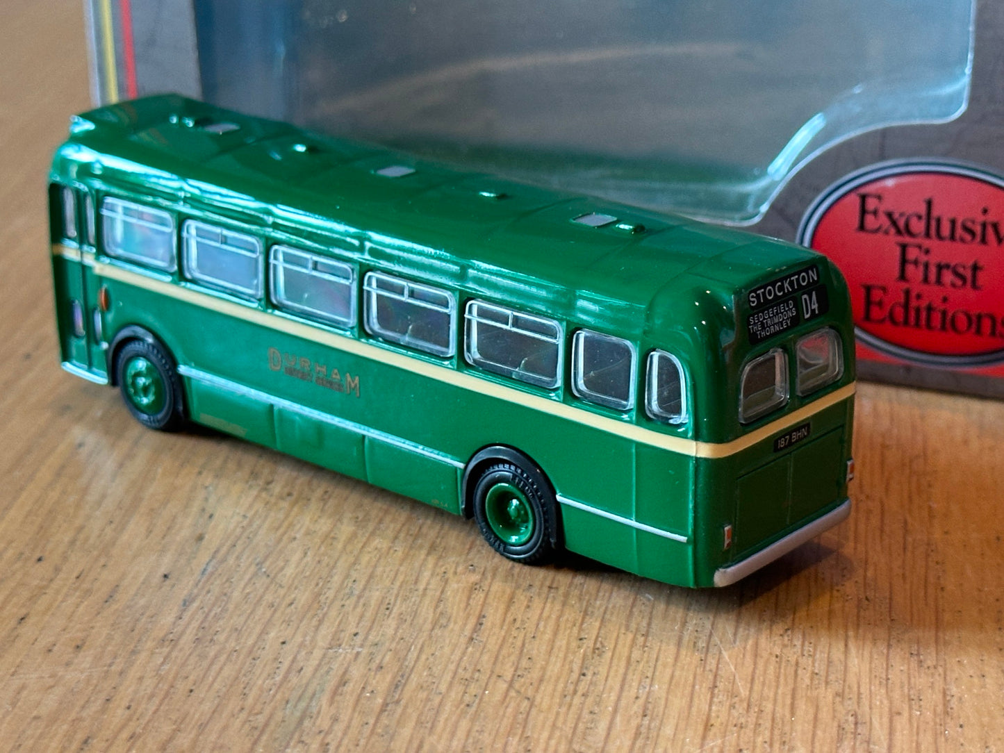 EFE 16324 - 1:76 Bristol LS Bus 'Durham District Services'