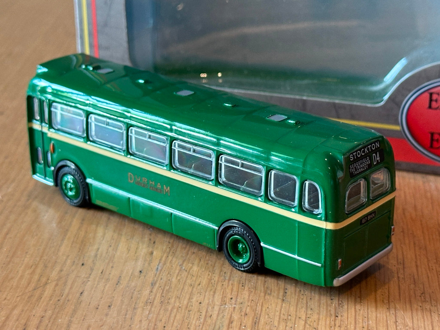 EFE 16324 - 1:76 Bristol LS Bus 'Durham District Services'