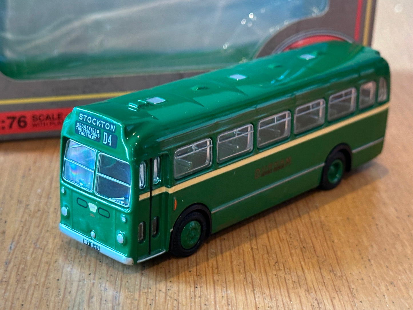 EFE 16324 - 1:76 Bristol LS Bus 'Durham District Services'