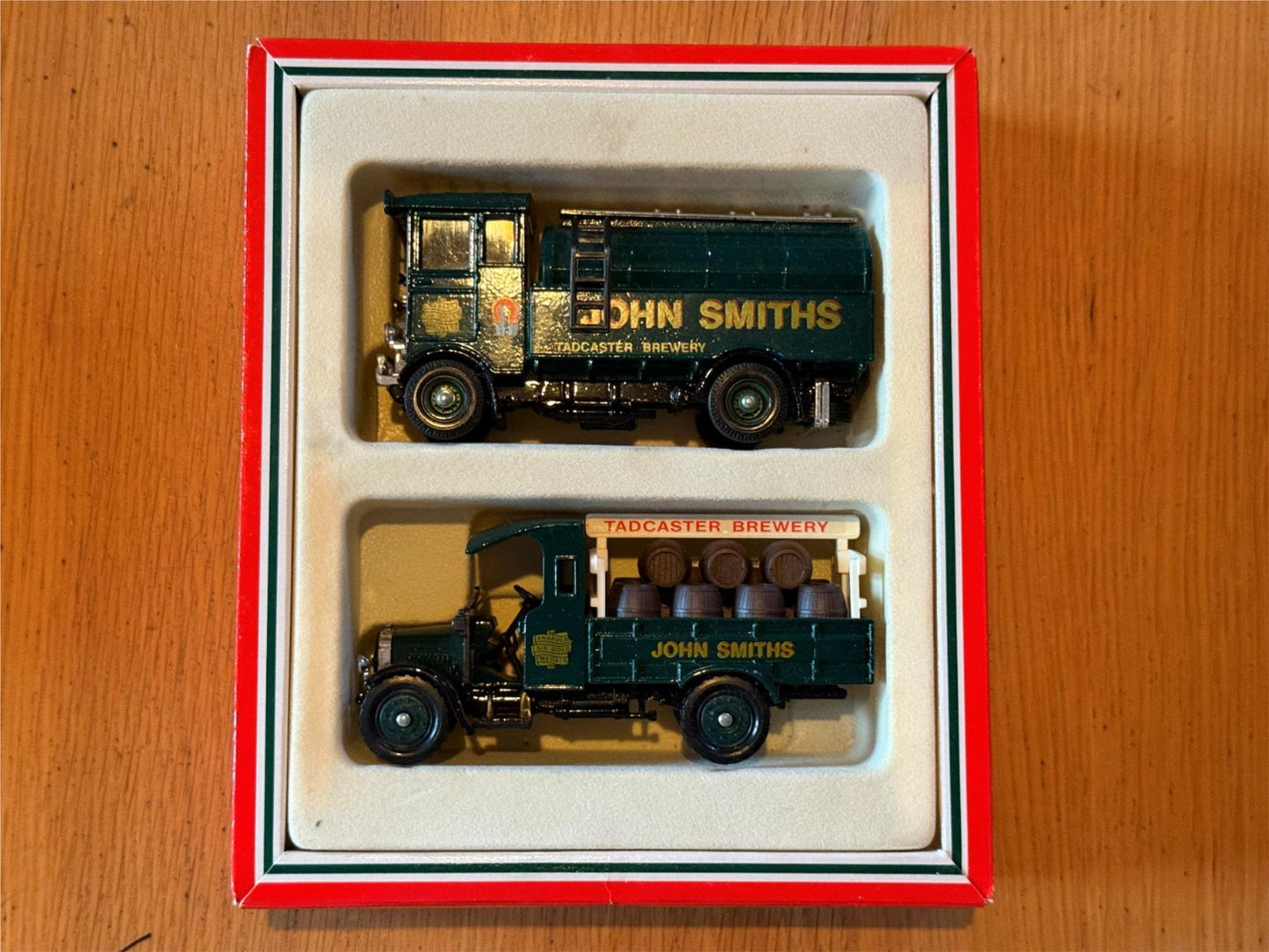 Corgi Classic 97742 - 1:50 John Smiths AEC Tanker and Thornycroft Beer Truck