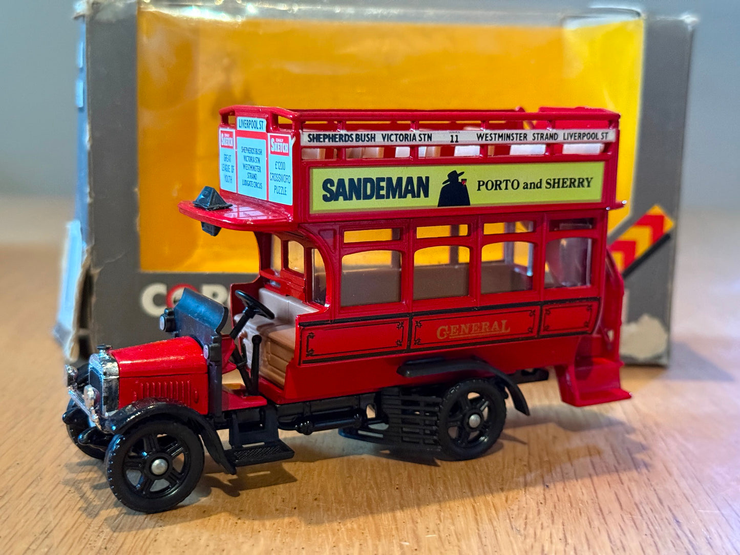 Corgi Classics C858: 1:43 Thornycroft Bus