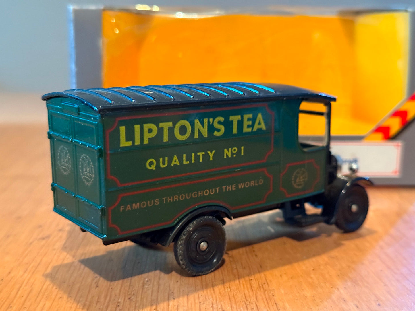 Corgi Classics 97100: 1:50 1929 Thornycroft - Lipton's Tea