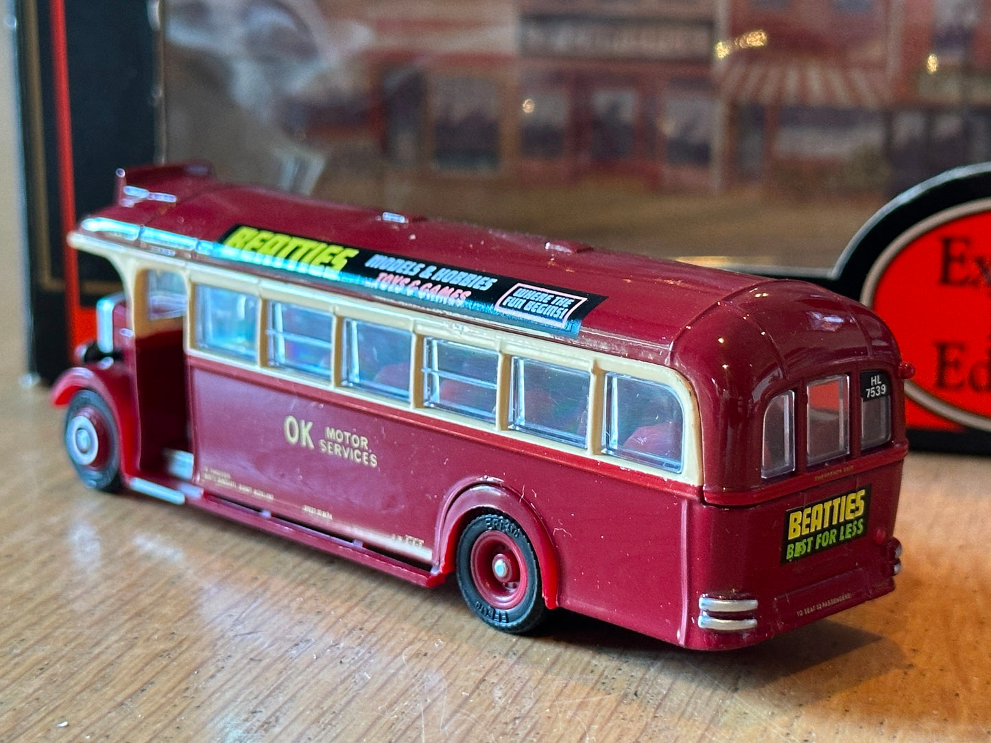 EFE 18406A - 1:76 Leyland Tiger TS8 BET Half Cab Bus
