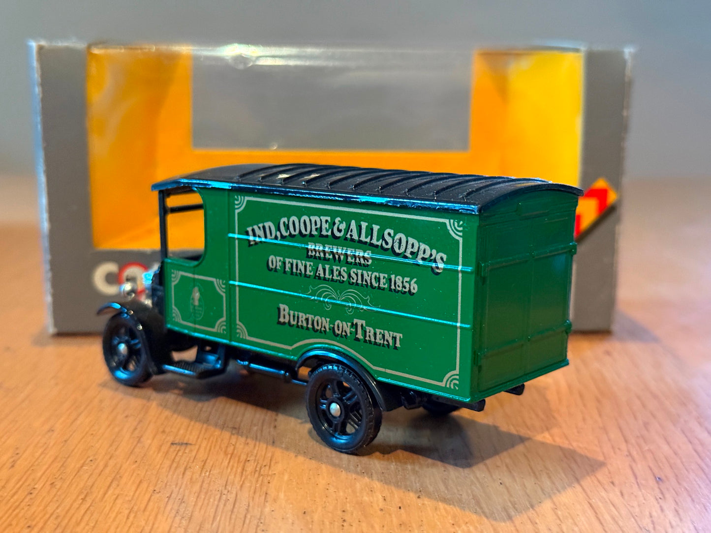 Corgi Classics 97100: 1:50 Ind Coope Thornycroft Van