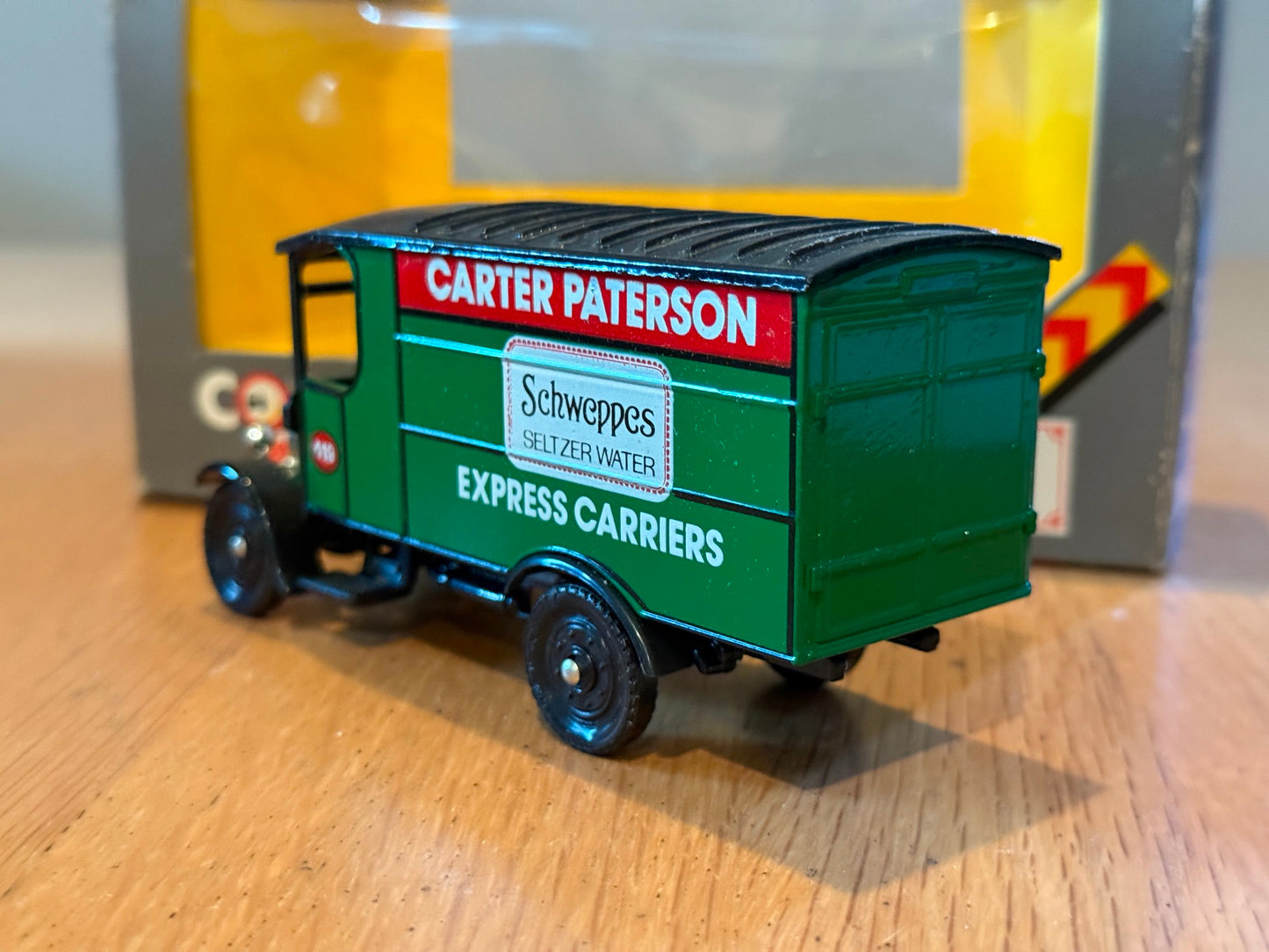 Corgi Classics C842: 1:50 1929 Thornycroft Van - Carter Paterson