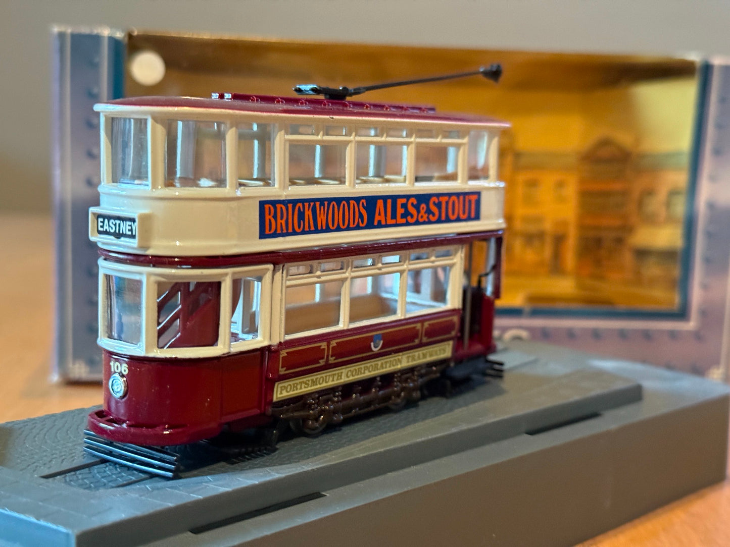 Corgi Tramlines OO Gauge 1:76 C993/1 Portsmouth Corporation
