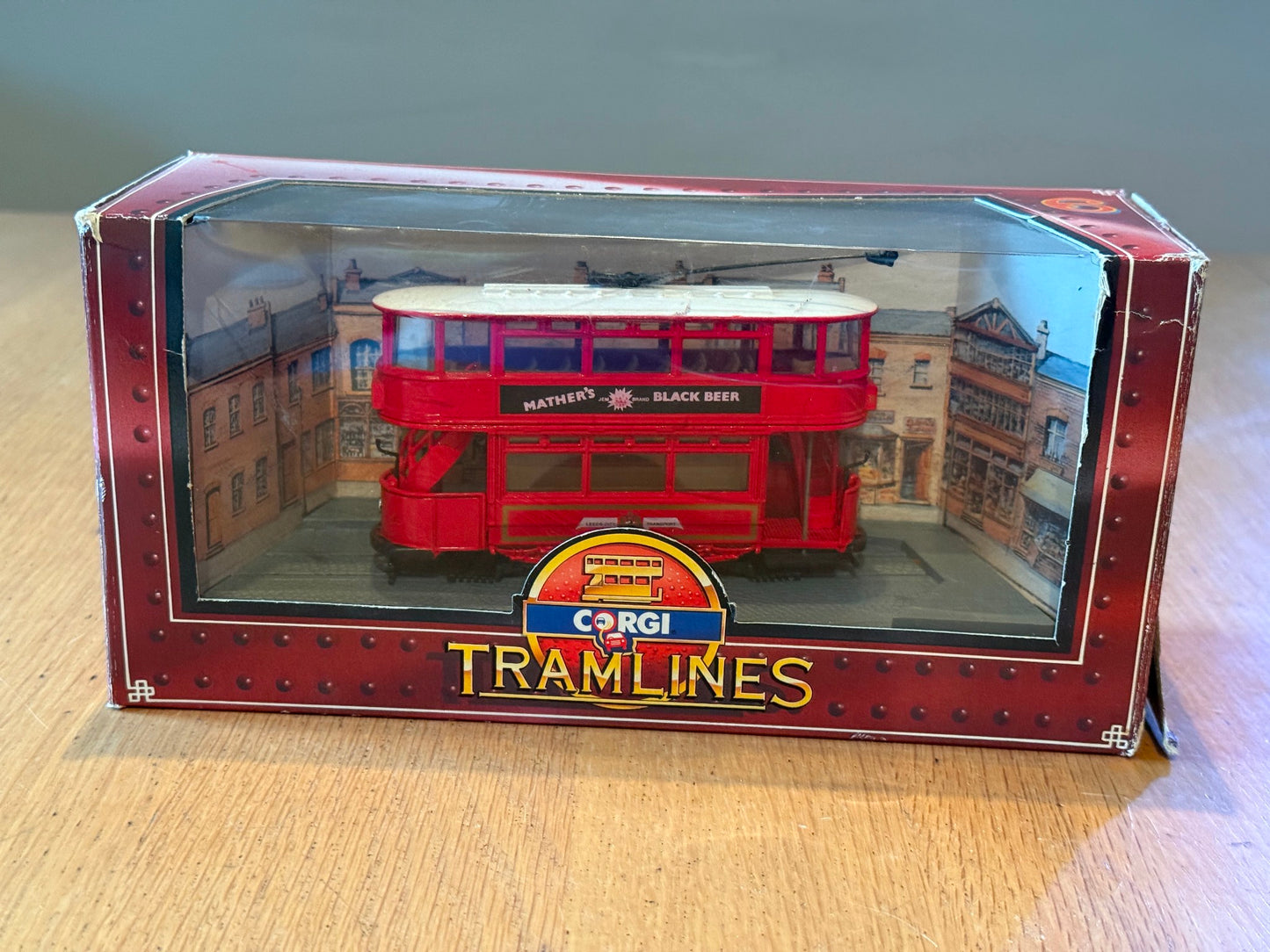 Corgi Tramlines OO Gauge 1:76 C992/1 Leeds City Transport Tram