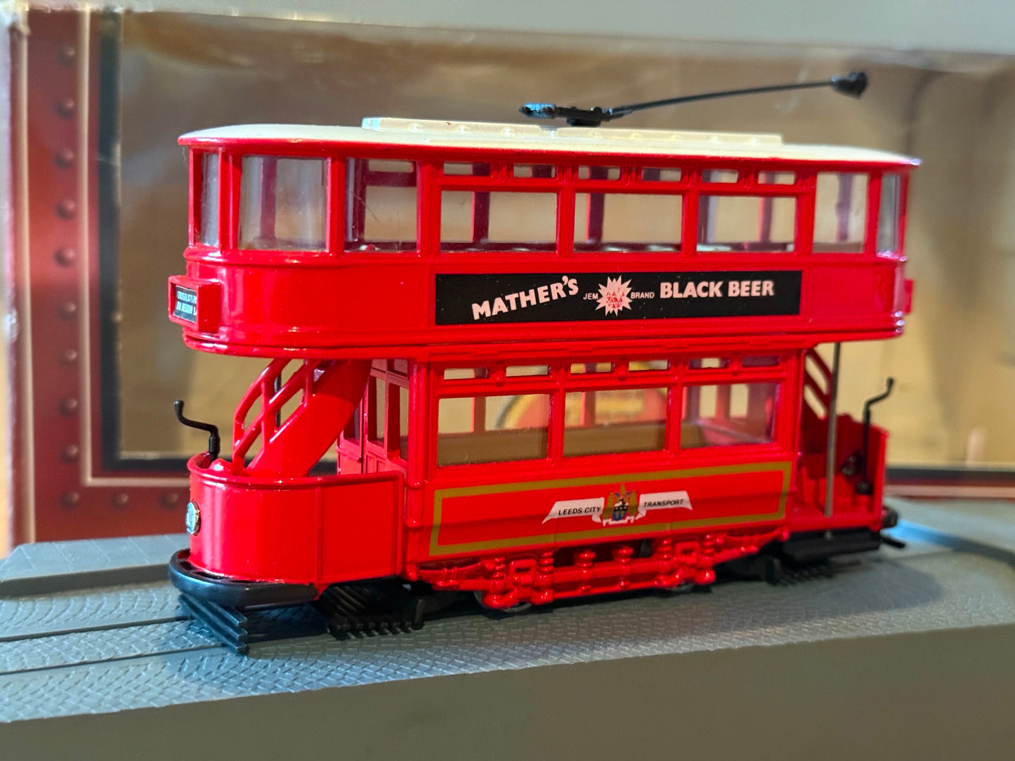 Corgi Tramlines OO Gauge 1:76 C992/1 Leeds City Transport Tram