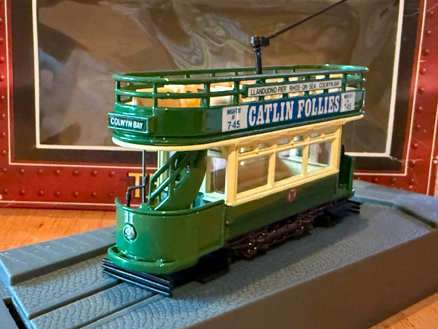 Corgi Tramlines OO Gauge 1:76 Derby's National Garden Festival Catlin Follies