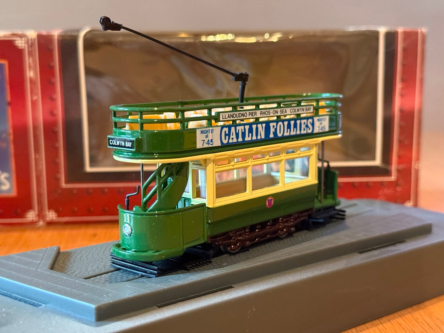 Corgi Tramlines OO Gauge 1:76 Derby's National Garden Festival Catlin Follies