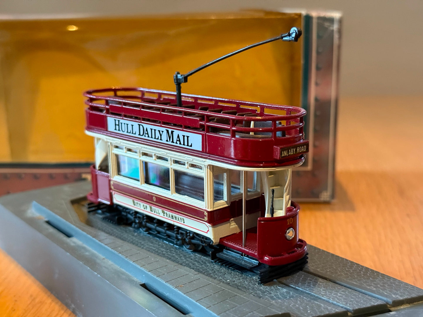 Corgi Tramlines OO Gauge 1:76 City of Hull Tramways