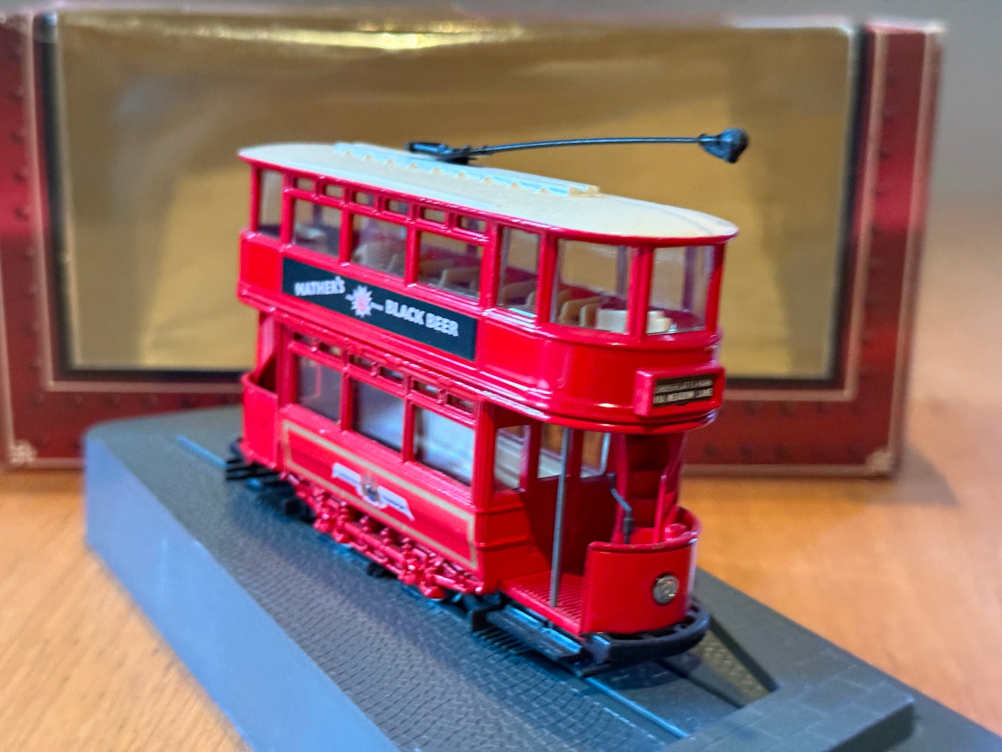 Corgi Tramlines OO Gauge 1:76 C992/1 Leeds City Transport