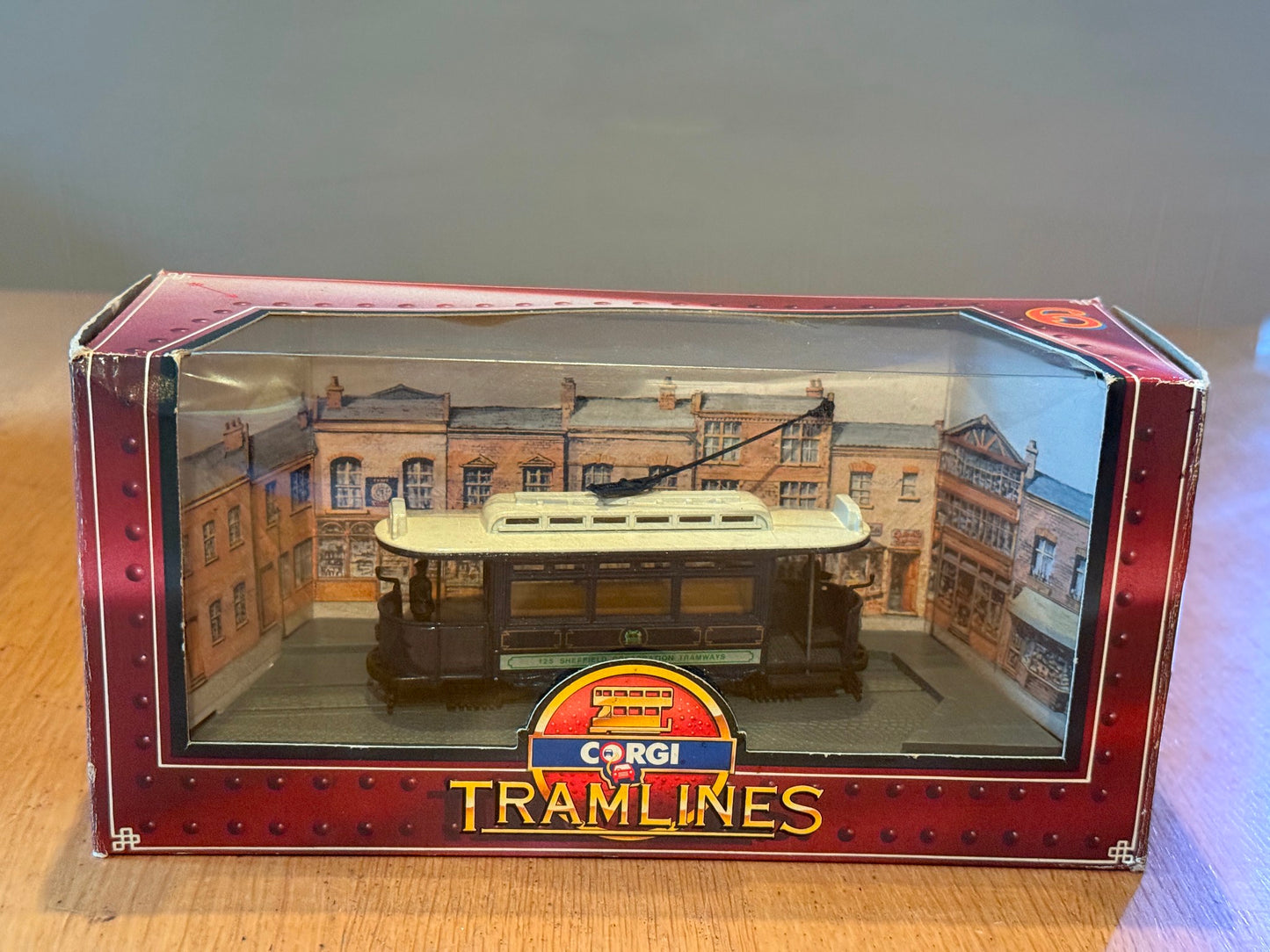 Corgi Tramlines OO Gauge 1:76 C990/2 Sheffield Corporation Tram