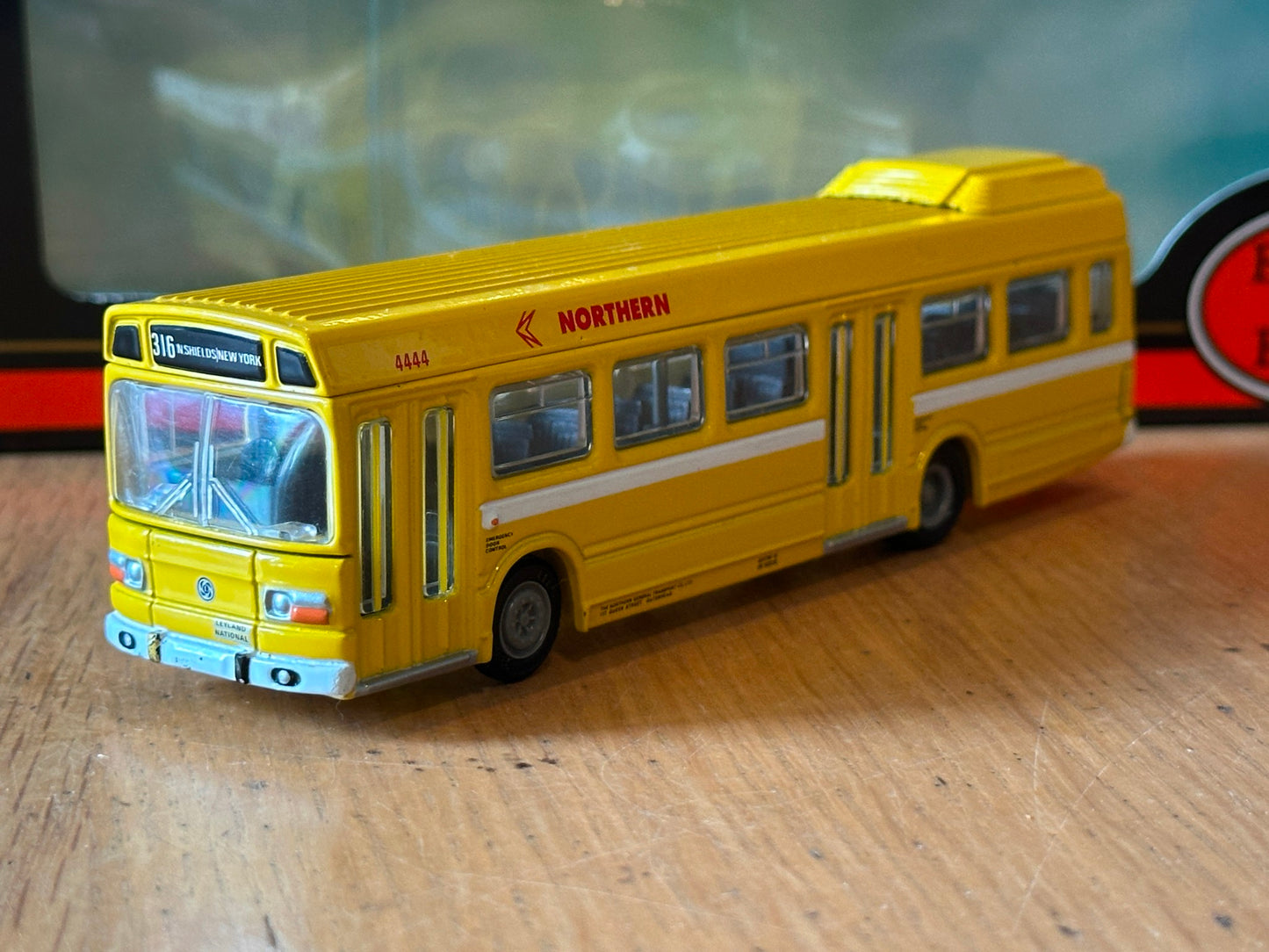 EFE 15103 1:76 Leyland National Long 2 Door Bus - Northern 316