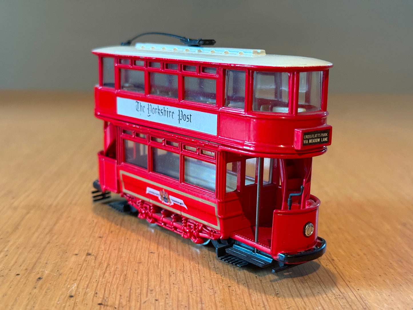 Corgi Tramlines OO Gauge 1:76 C992/1 Tram Leeds City Transport Tramways