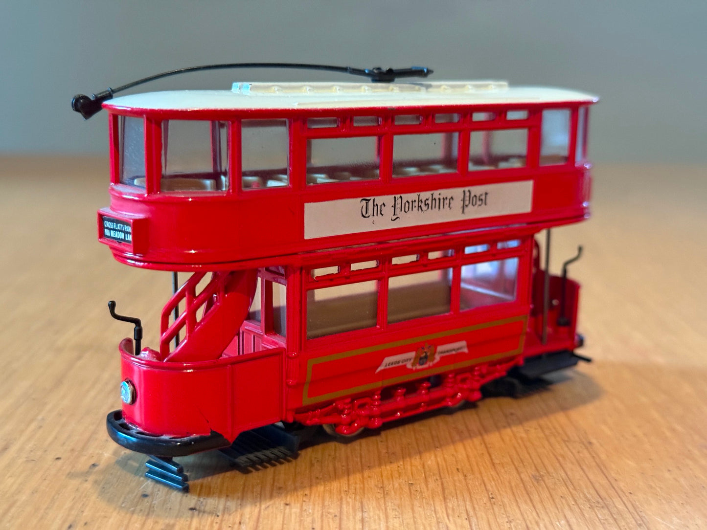 Corgi Tramlines OO Gauge 1:76 C992/1 Tram Leeds City Transport Tramways