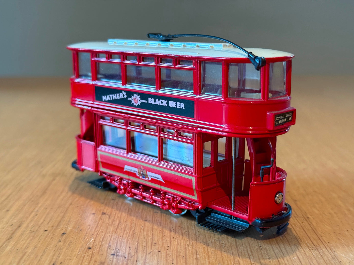 Corgi Tramlines OO Gauge 1:76 C992/1 Tram Leeds City Transport Tramways